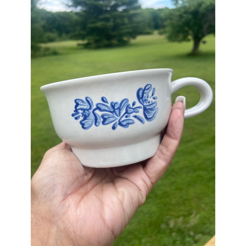 Pfaltzgraff Yorktowne Blue Floral Soup Mug Oversized Coffee Cup Stoneware USA